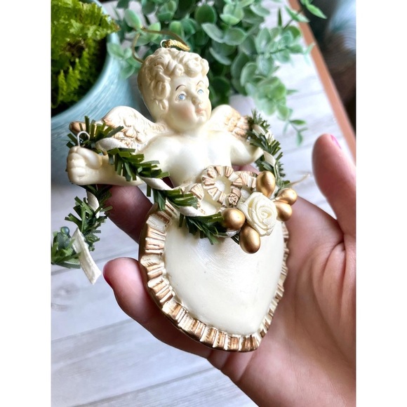 ❌4/$20 Vintage porcelain angel ornament - Picture 4 of 5